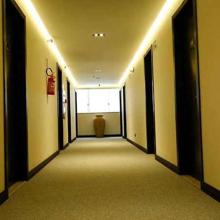 Neo Park Hotel Maringá Esterno foto