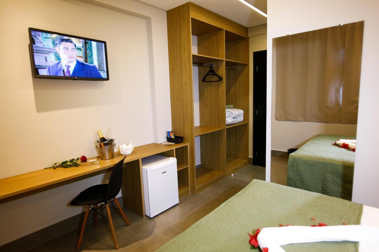 Neo Park Hotel Maringá Esterno foto