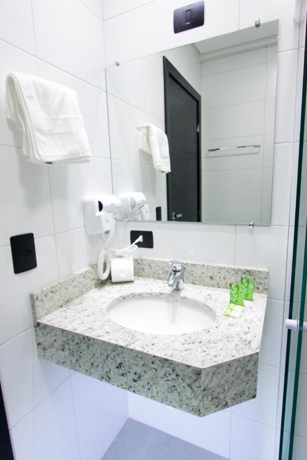 Neo Park Hotel Maringá Esterno foto